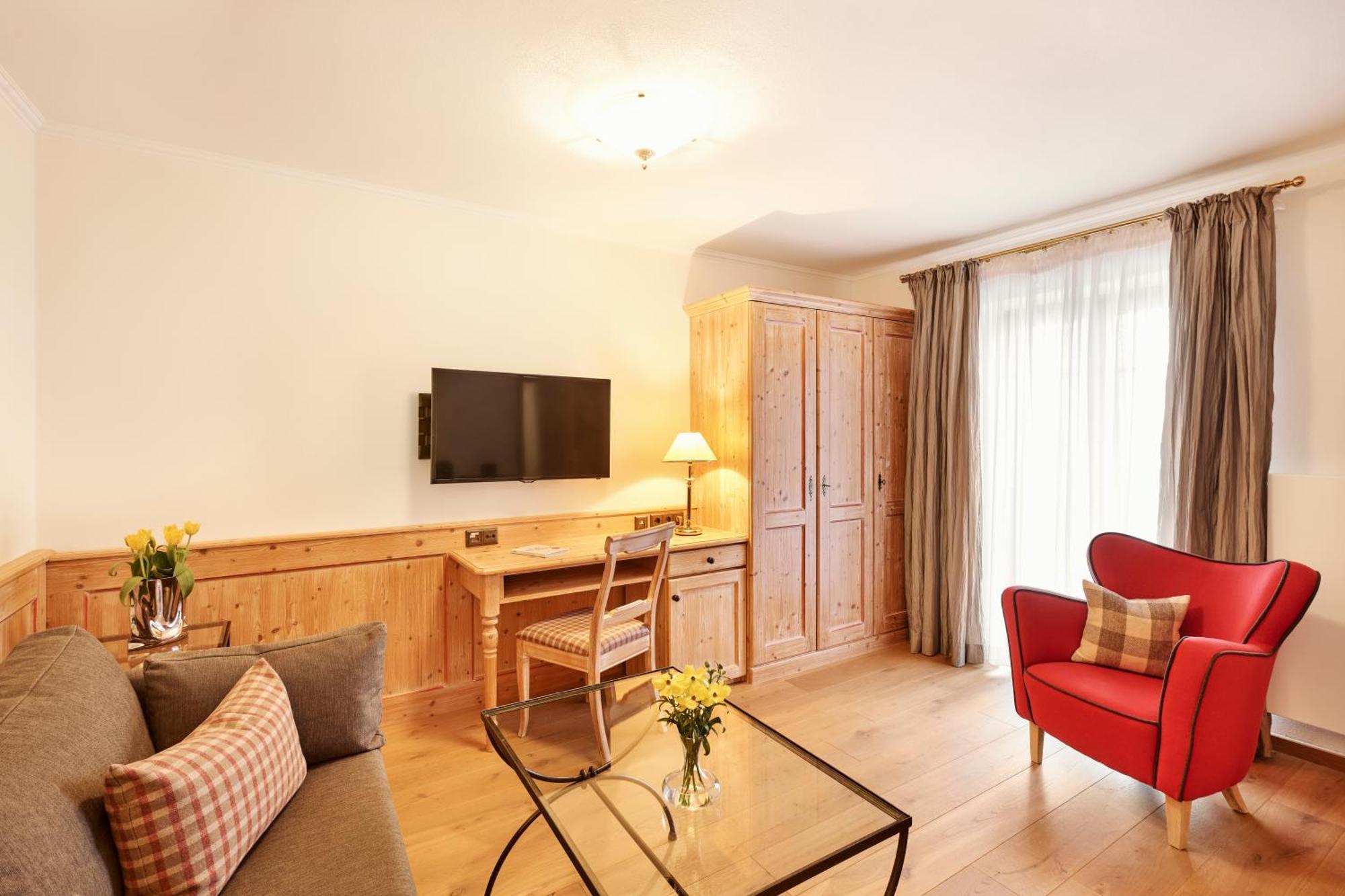 Hotel Auf Der Gsteig Gmbh Лехбрук Екстериор снимка